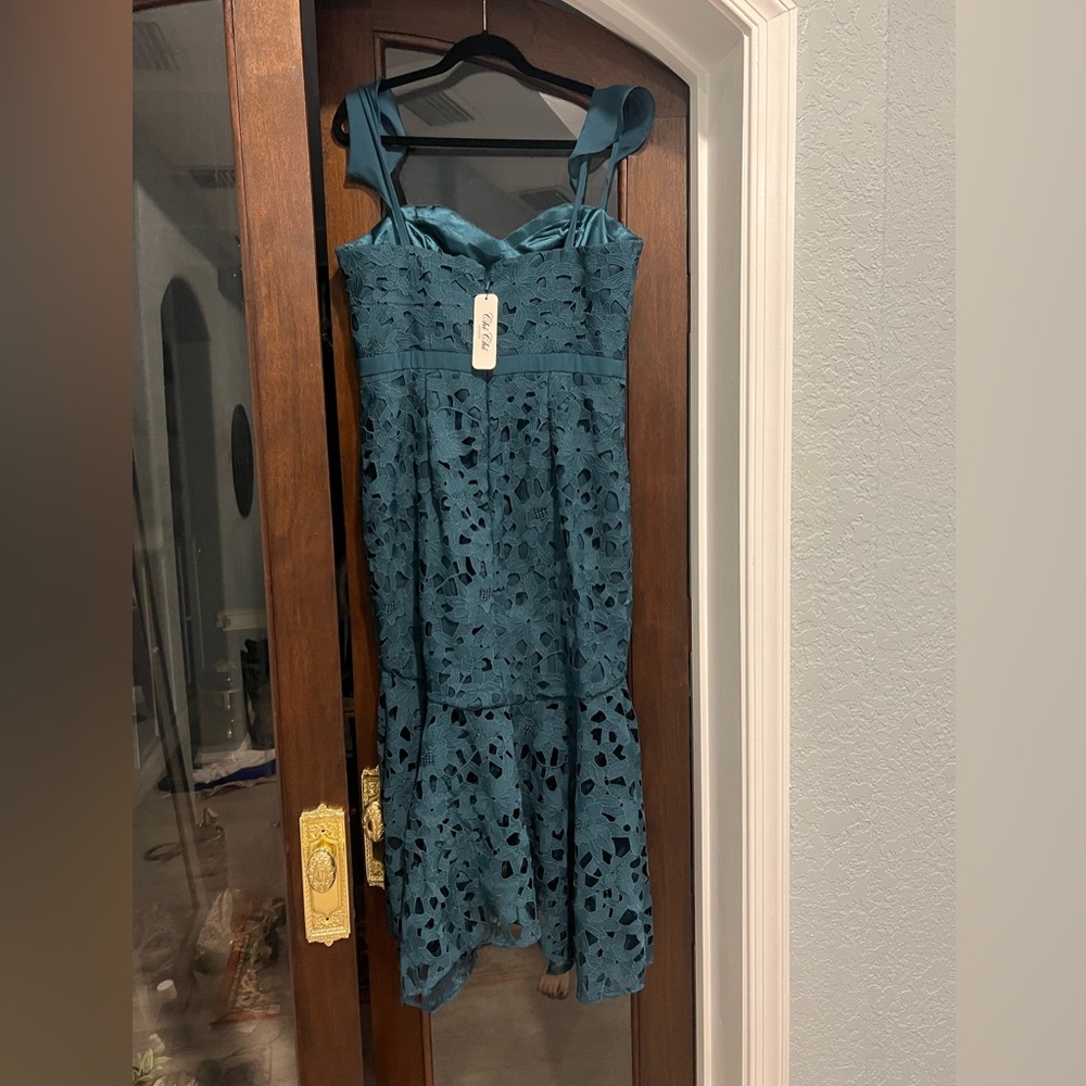 NORDSTROM Chi Chi London Lupita Dress WITH TAGS. Size 12. Large. Never worn.